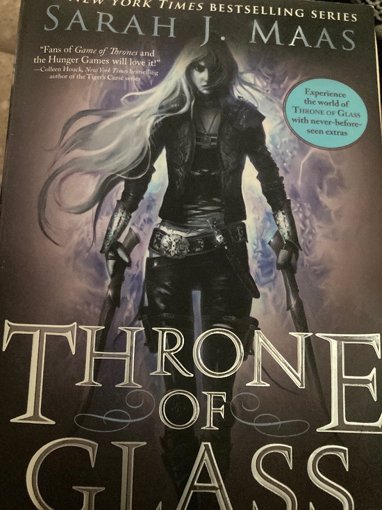 Other - Throne of Glass